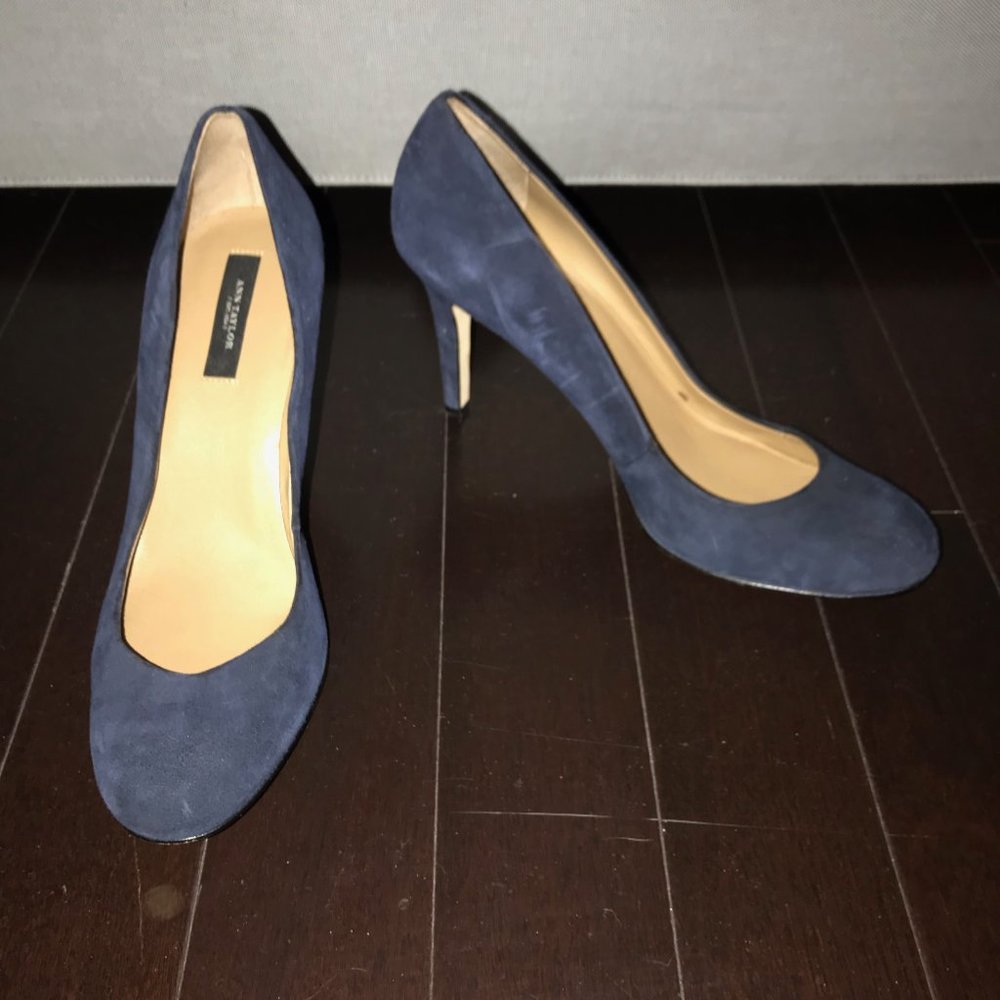 Ann Taylor Navy Suede Pumps
